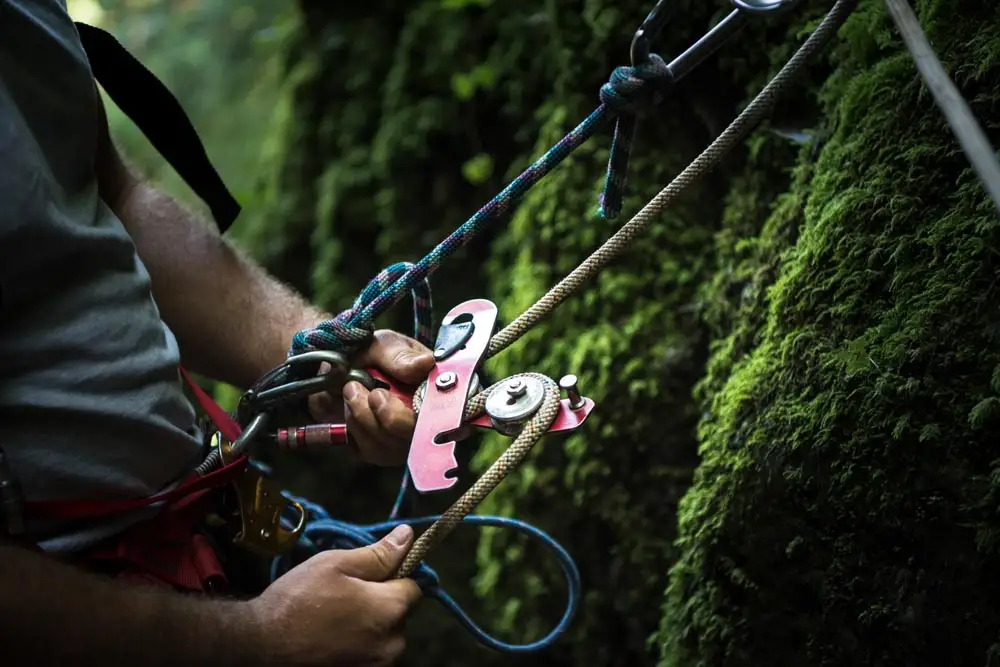  Canyoning pe Valea Seacă