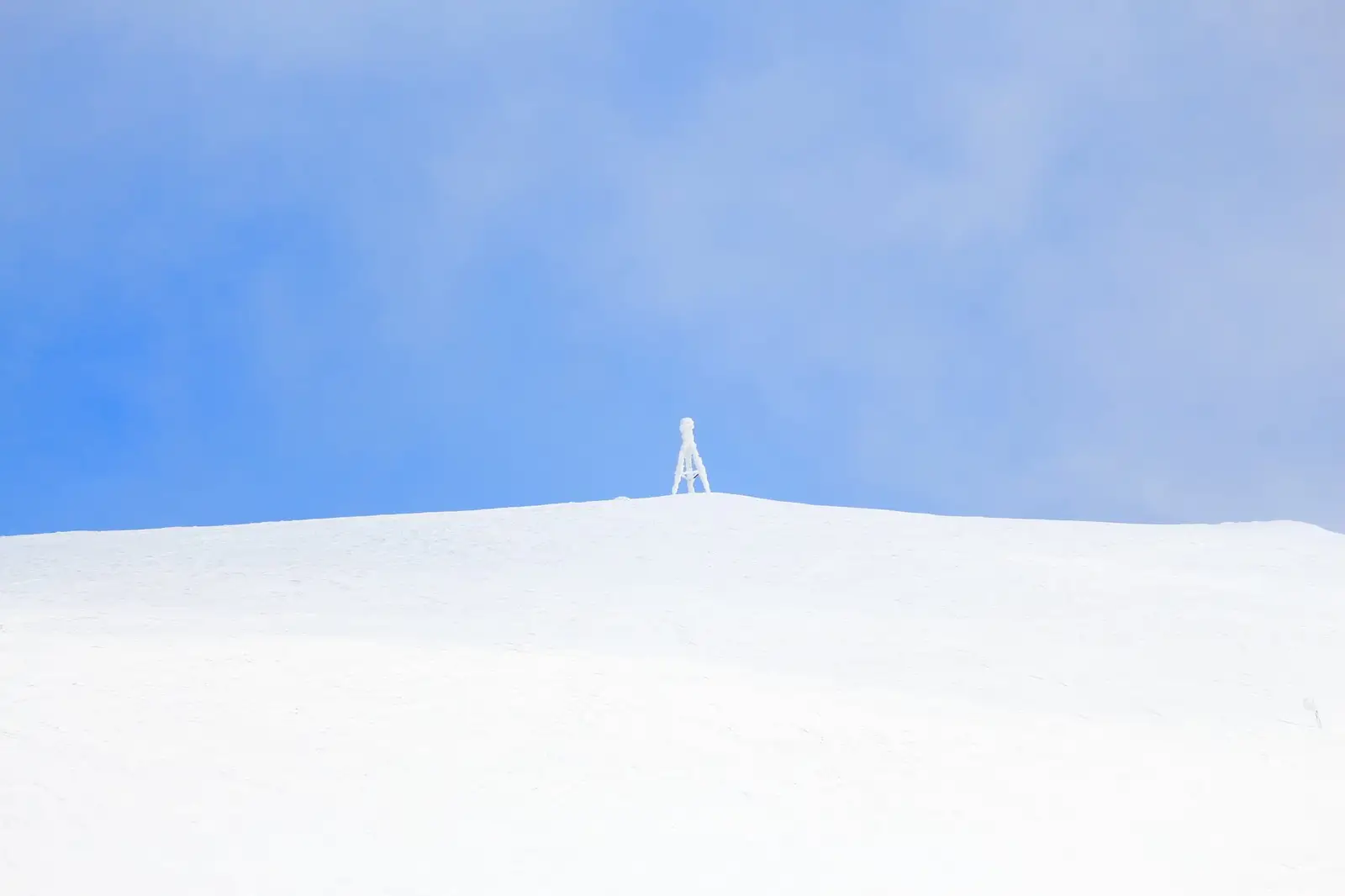  Vedere spre Vf. Parangul Mic- Liana Marin