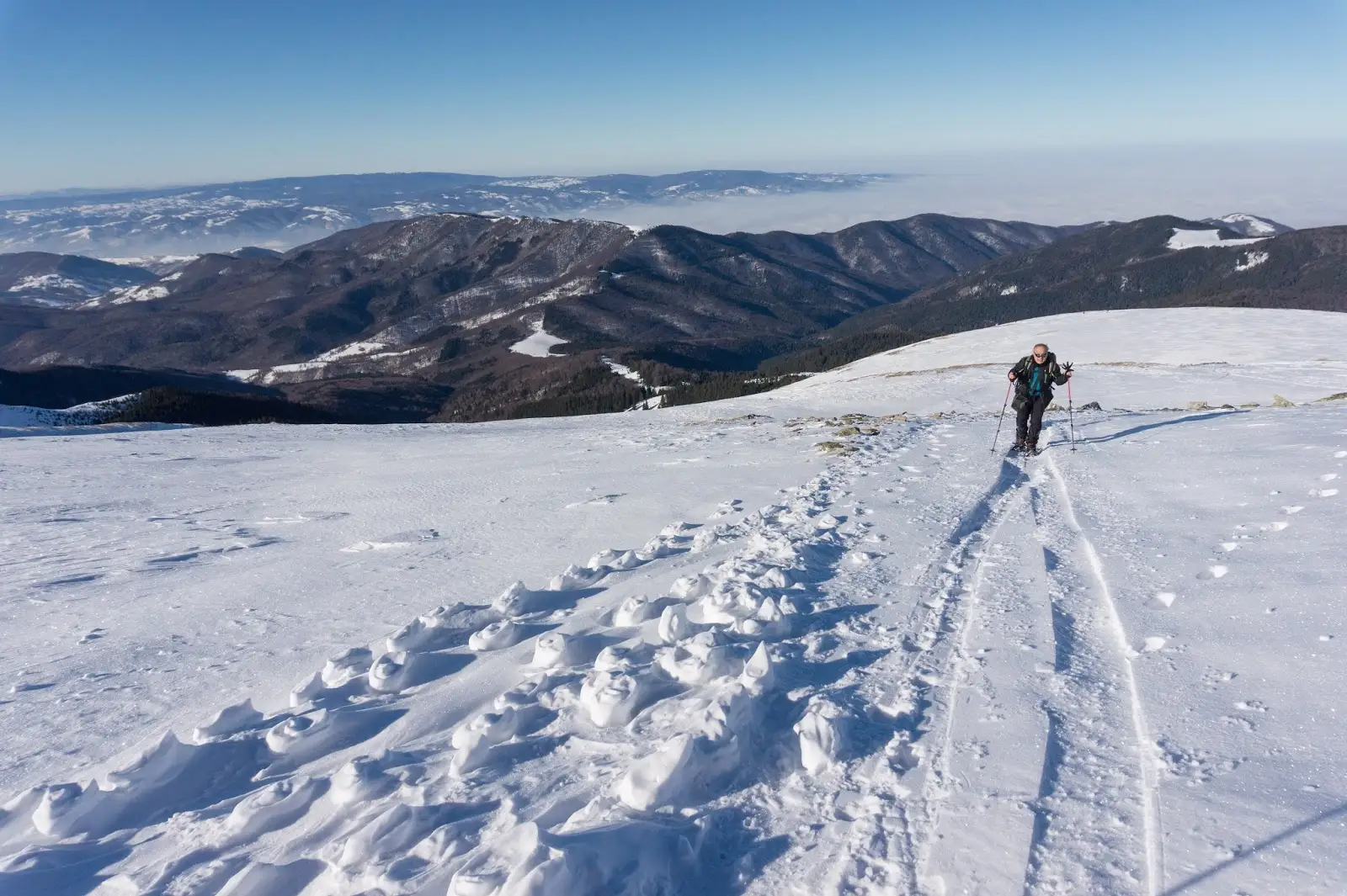  Urcarea spre vârful Sadovanu - Alina Cirja