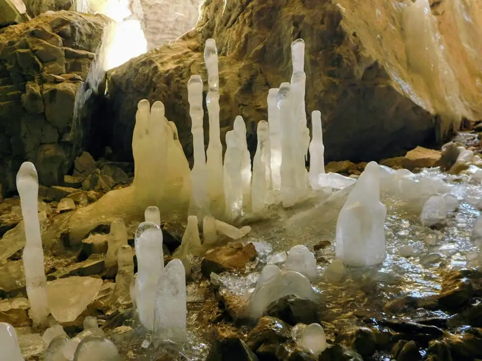  Peștera Ghețarul de la Vârtop - Marinel Popa