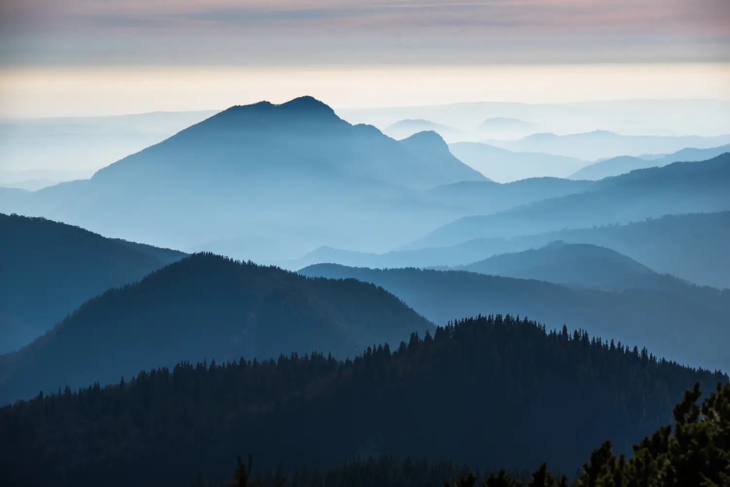 Munții Piule-Iorgovanu