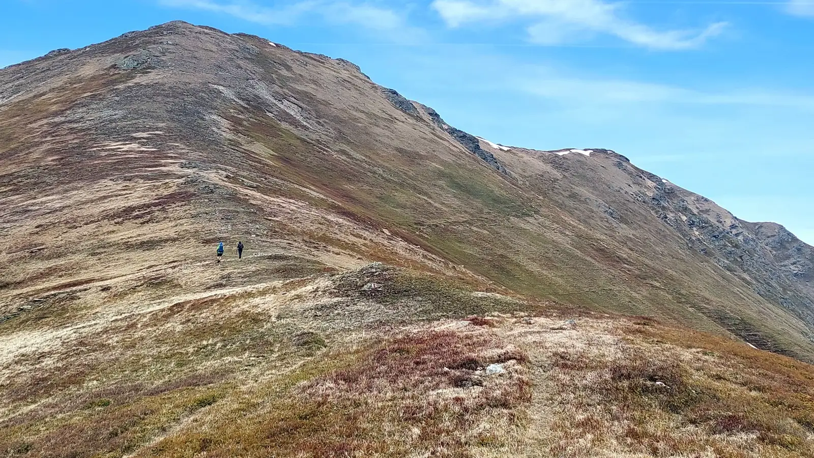În urcare spre Vf. Zglivăr - Sima Constantin