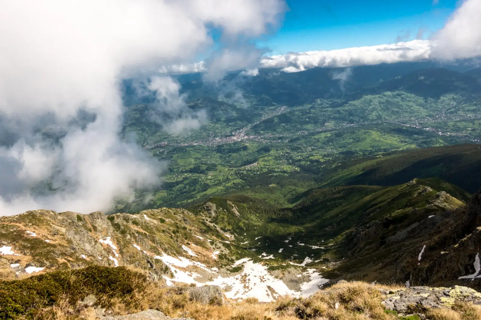  Vedere spre orașul Borșa - Csaba-Ilie Silvesan