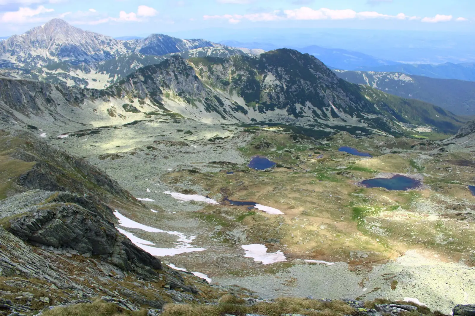  Căldarea cu Tăurile din Valea Rea - Sima Constantin