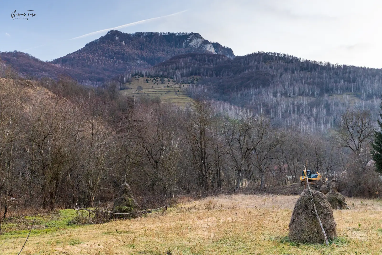  O ultima privire catre varful Ugerului - Marius Turc