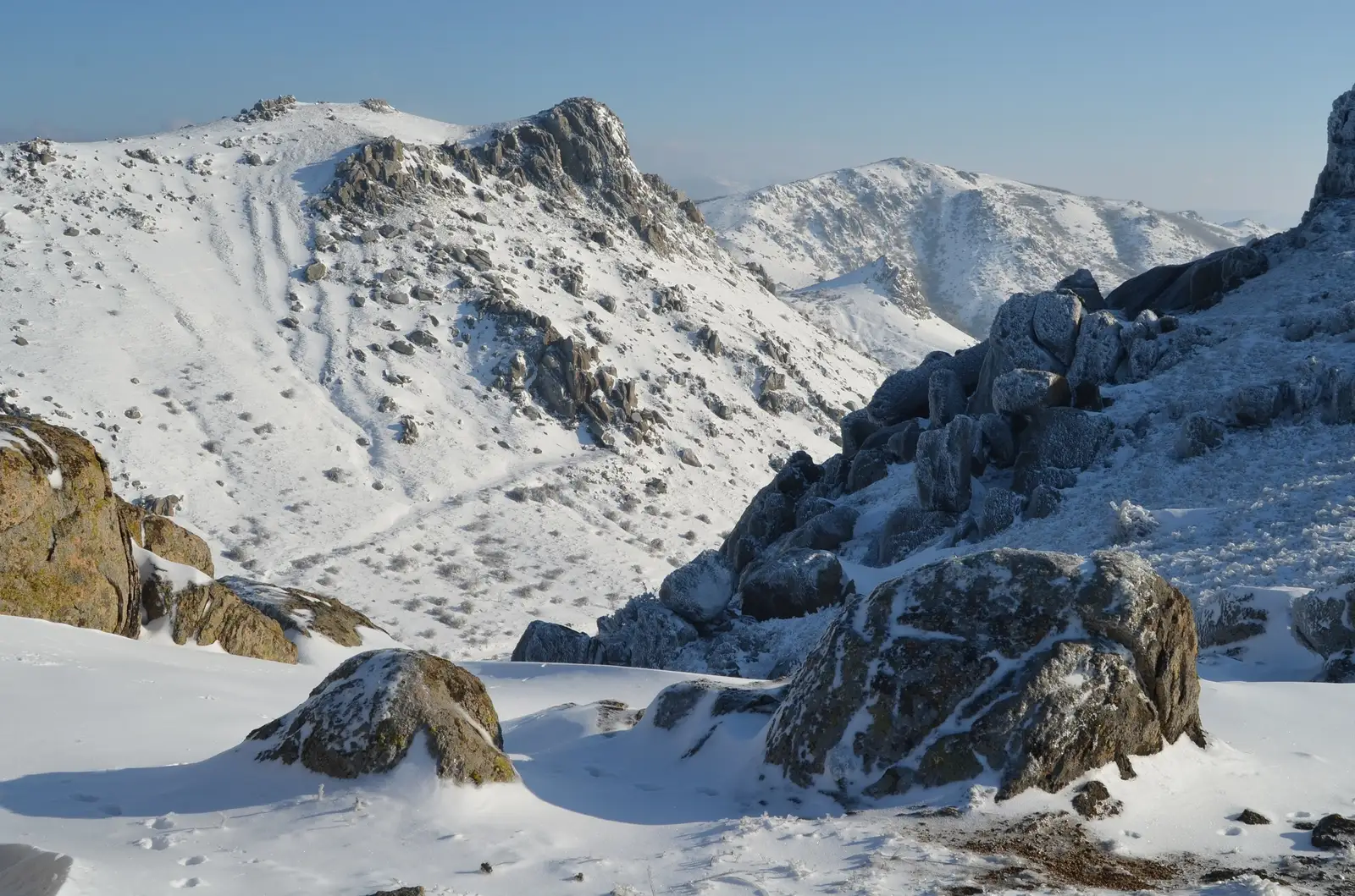  Piatra Râioasă și Suluku Mare, cele mai înalte din Culmea Pricopanului - Andrei Raftopol