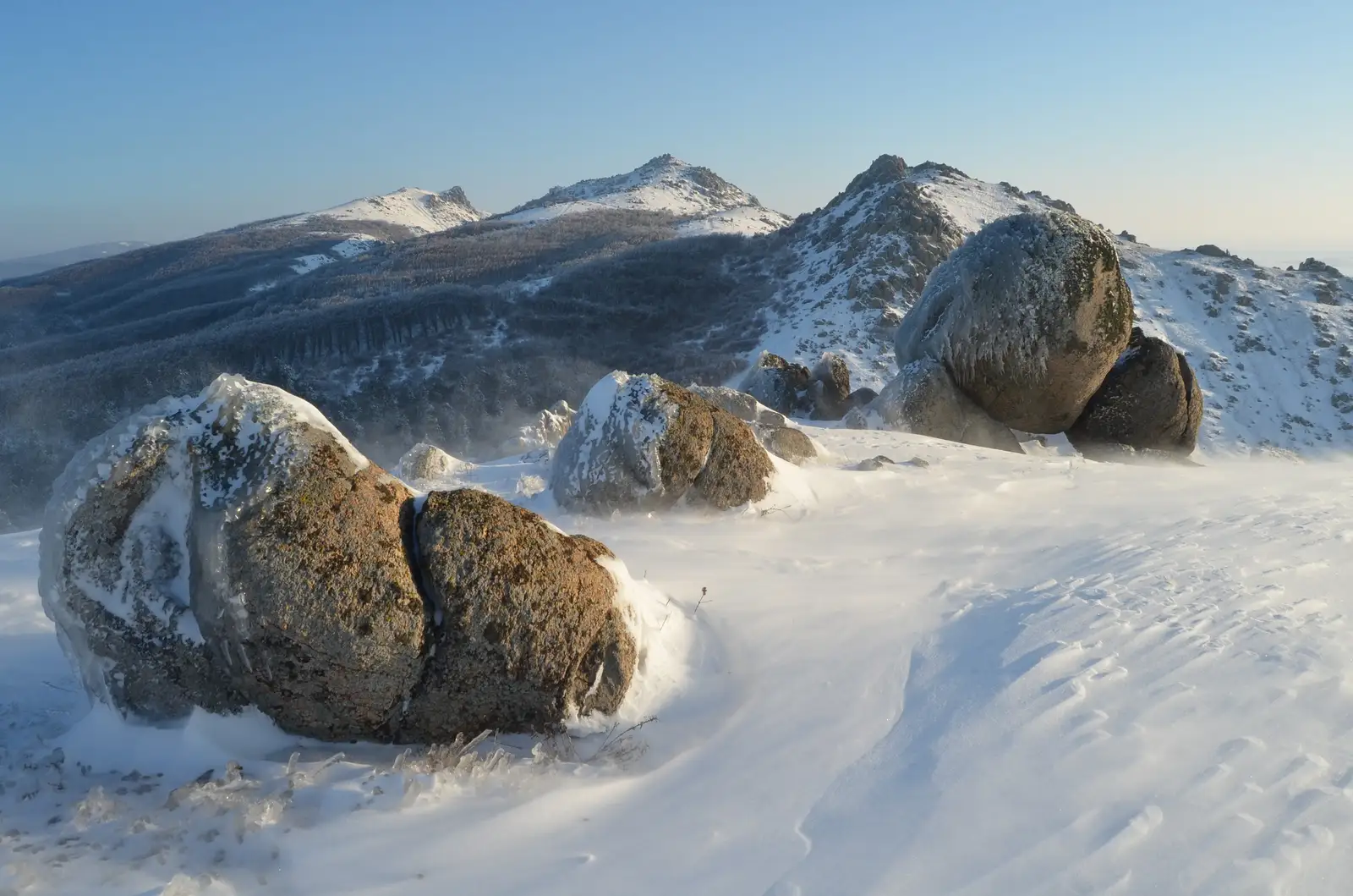  Făgărașul dobrogean, văzut de pe Cheița, culmea Pricopanului - Andrei Raftopol