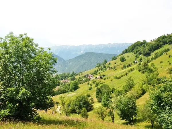 Tohăniţa - Măgura - Fântâna lui Botorog