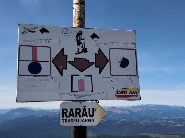 Transrarau (Saua Fundu Colbului) - Vf. Giumalau - Transrarau (Saua Fundu Colbului)