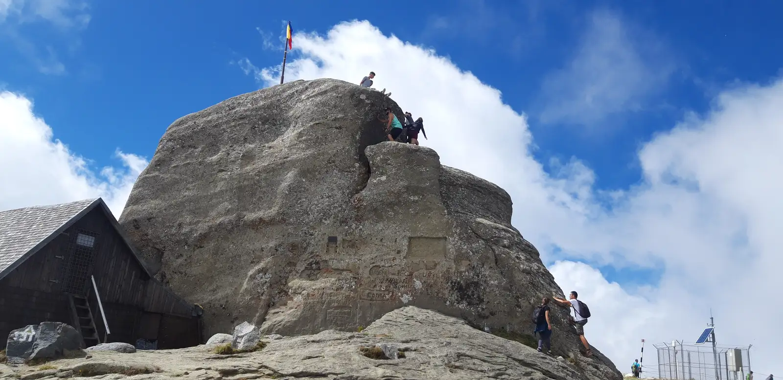 Traseu tur/retur: Piatra Arsa - Vf. Omu - Piatra Arsa