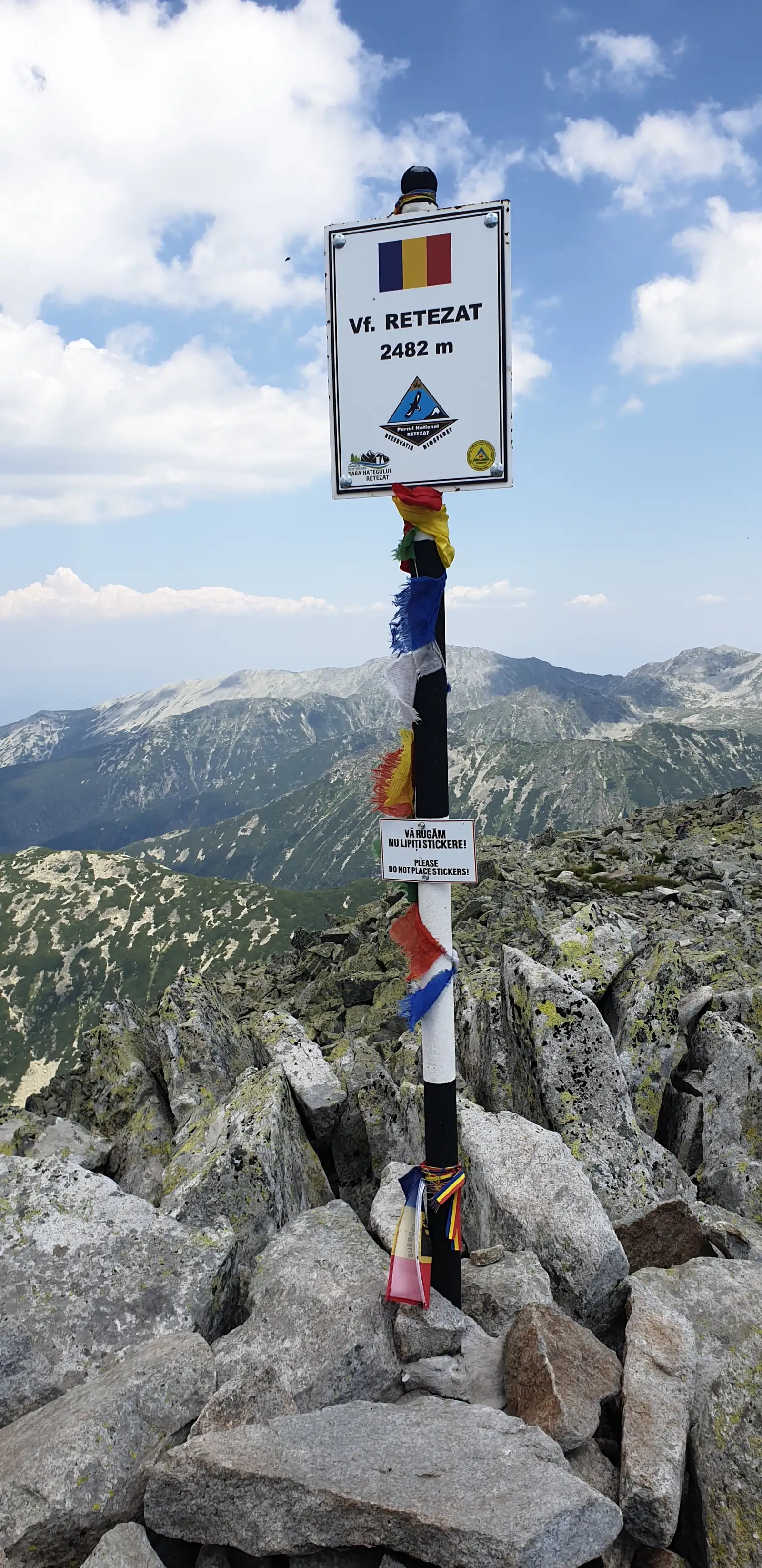 Casa Bunicilor (Nucşoara) - Vf. Retezat. 