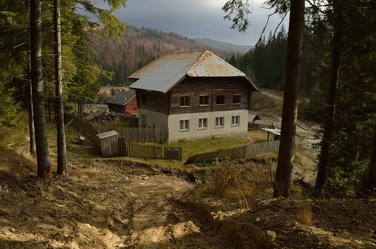 Cabanele Giurgiu - Vârful Pietrosu - Cabanele Giurgiu