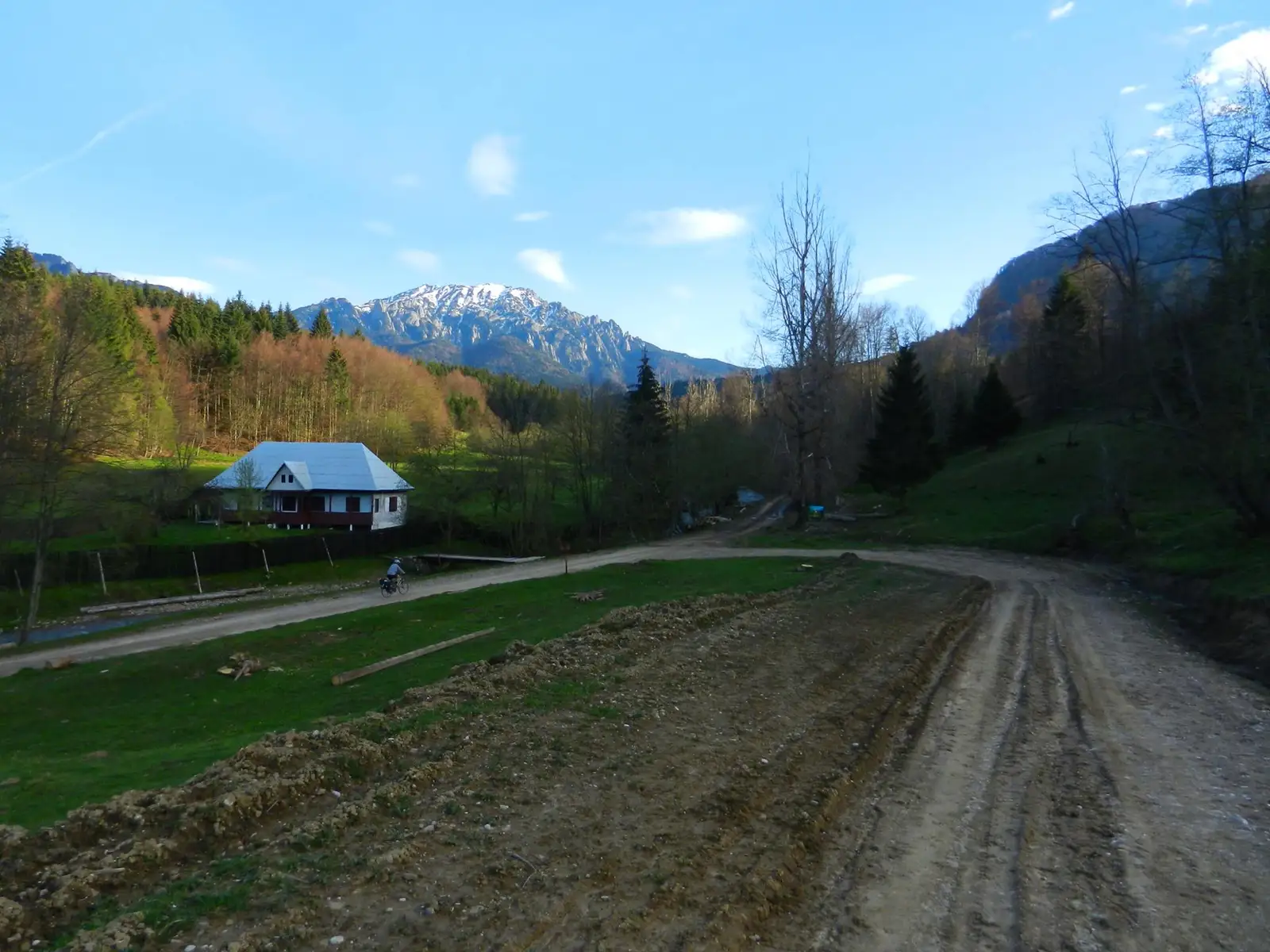 Tărlungeni - Șaua Teslei - Tărlungeni