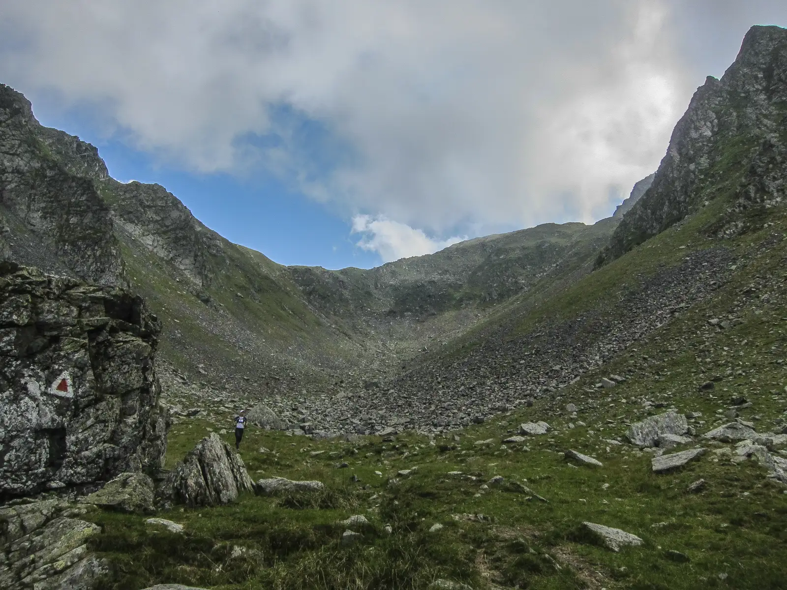 Staţiunea Climaterică Sâmbăta de Sus - Cabana Valea Sâmbetei - Fereastra Mare a Sâmbetei