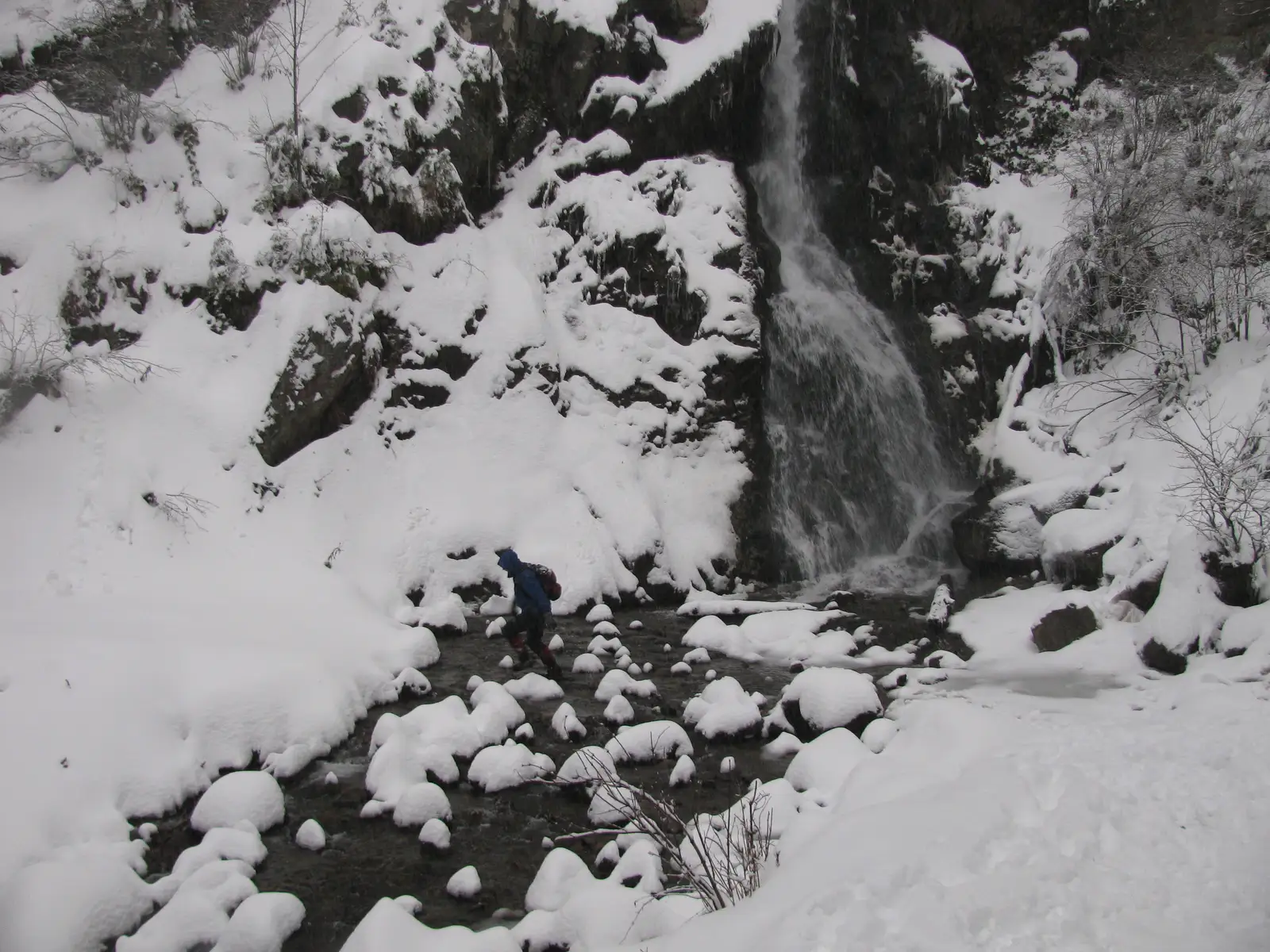 Valea Arieşul Mare (sat Vanvuceşti) - Cascada Vârciorog