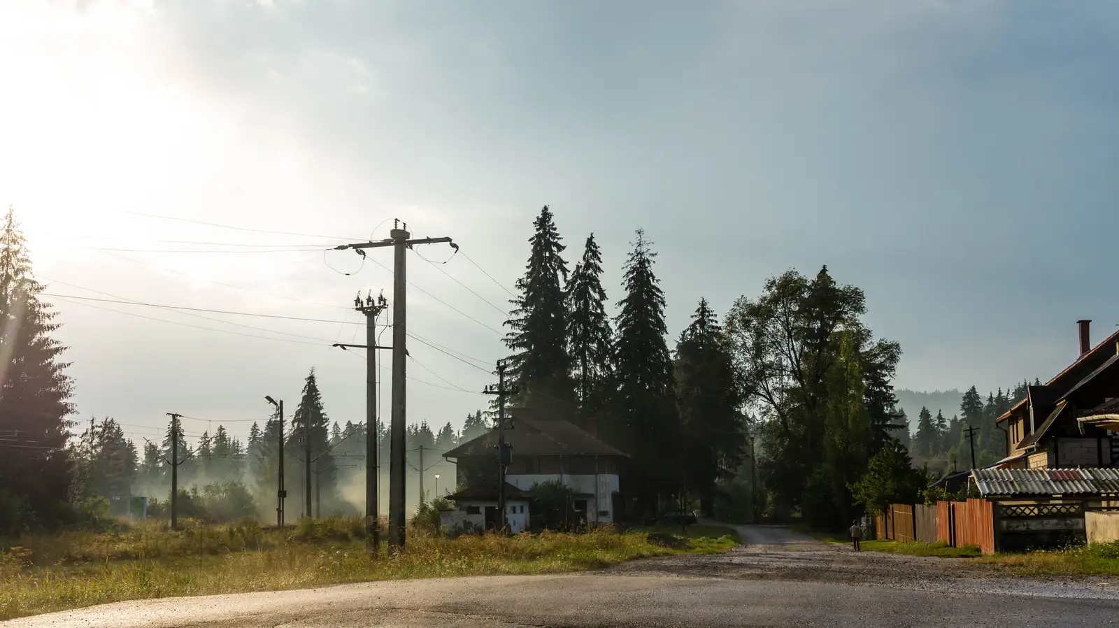 sat Izvoru Mureşului - Vf. Arama Neagră - sat Izvoru Mureşului