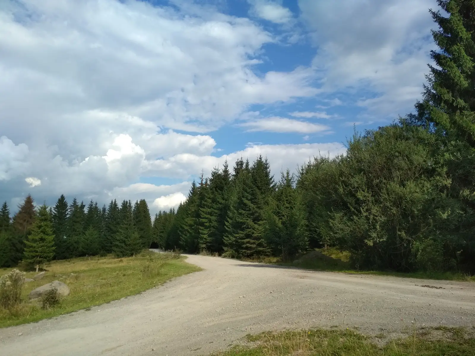 Cariera Suseni - intersecţie traseul CA