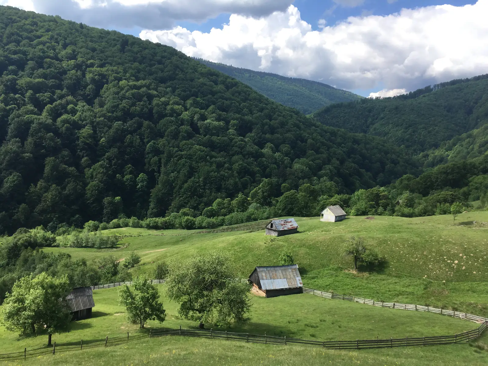 Fosta Cabană Fântânele - Cheile Cibinului - Staţiunea Păltiniş