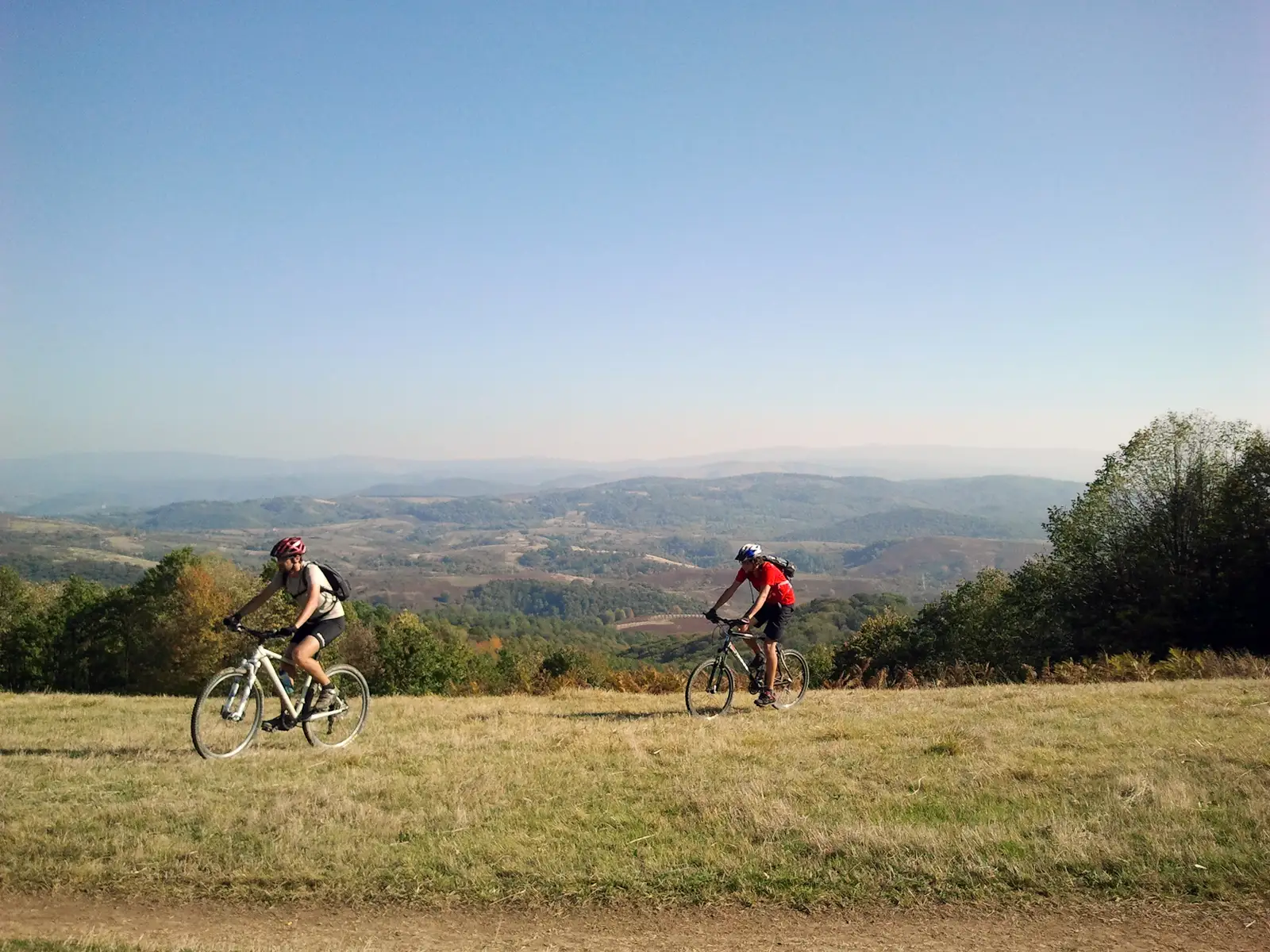 Reşiţa - Dognecea - Ocna de Fier - Reşiţa