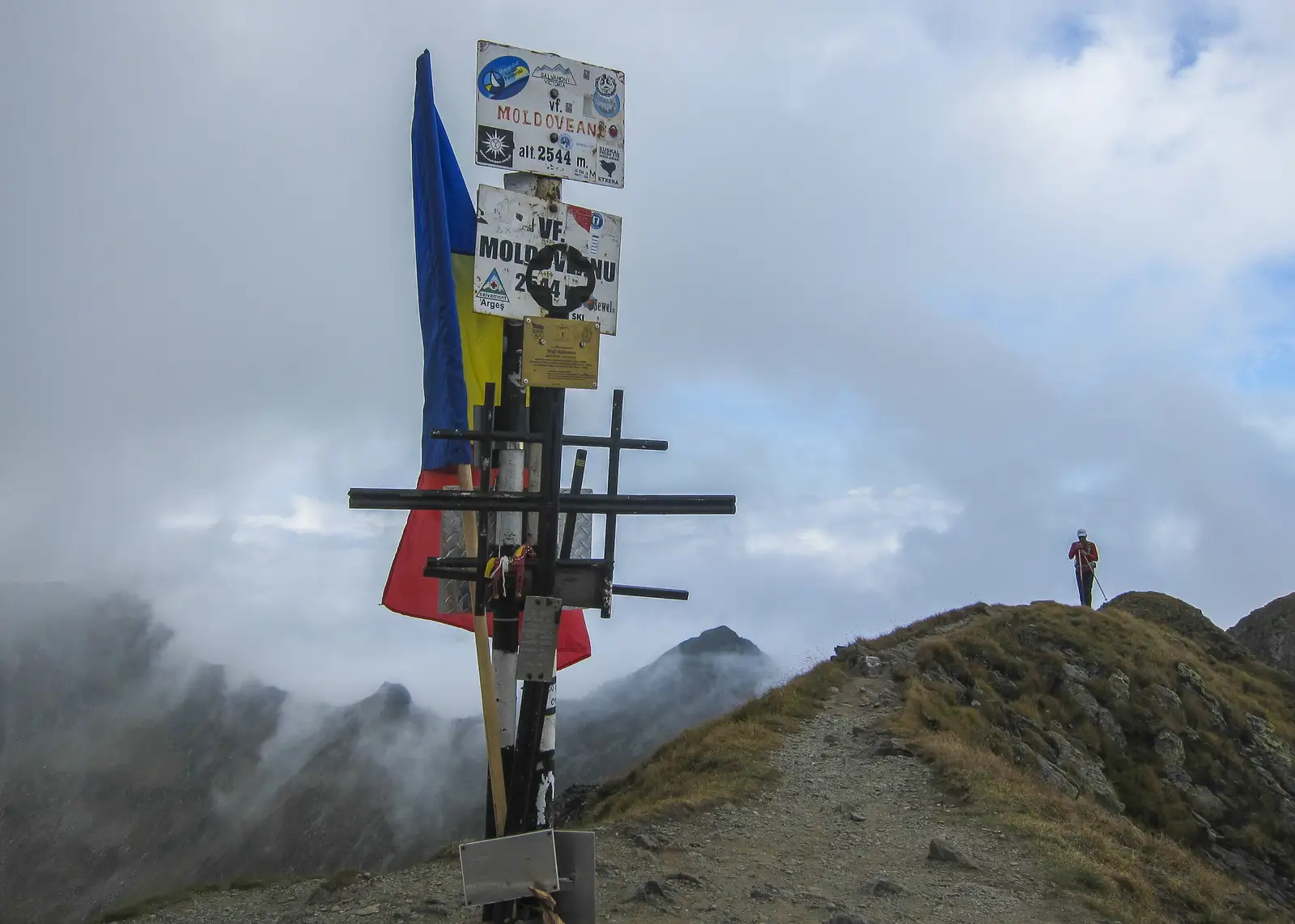 Vf. Viştea Mare - Vf. Moldoveanu