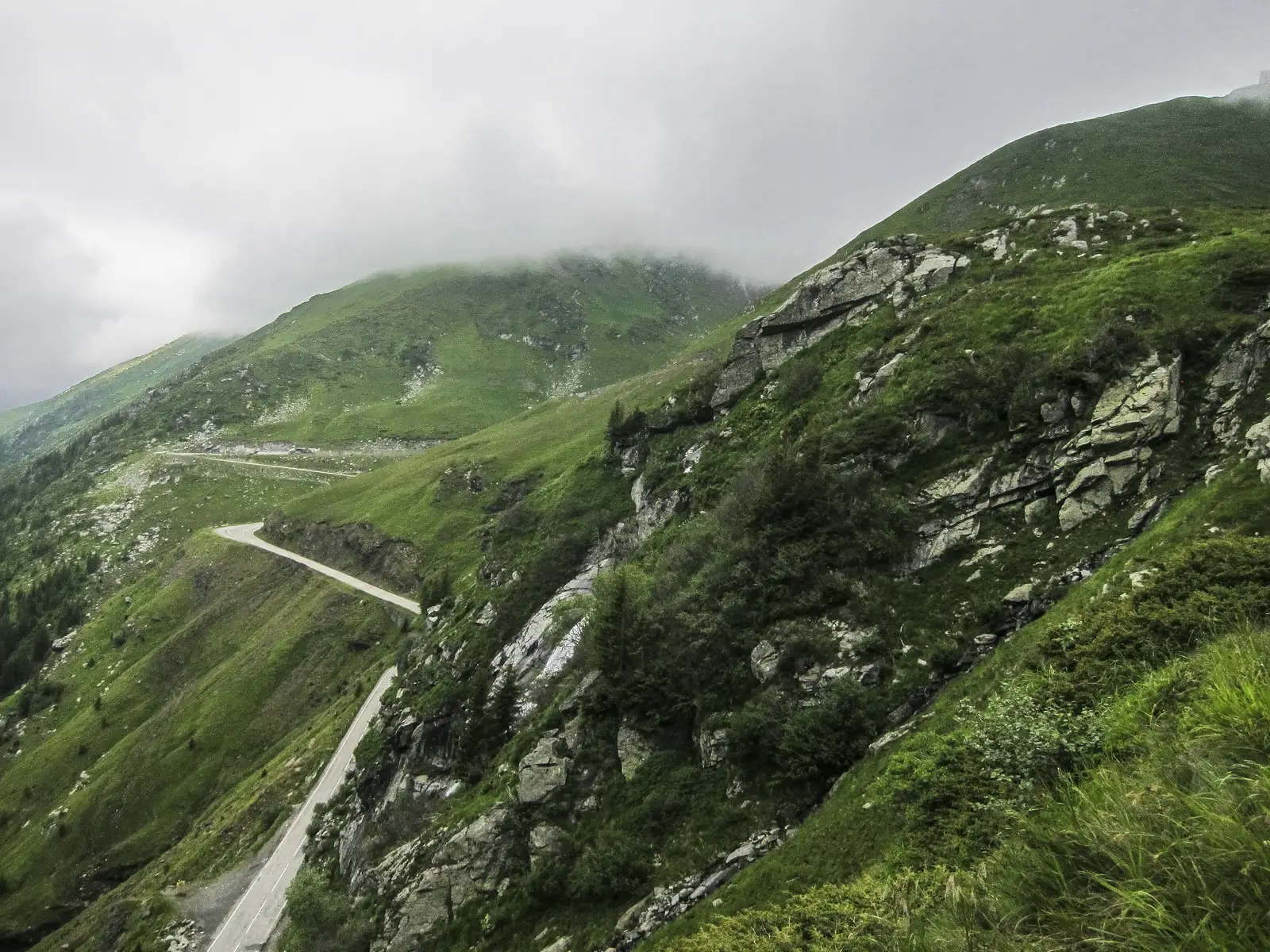 Complexul Turistic Piscul Negru - Cabana Capra - L. Capra
