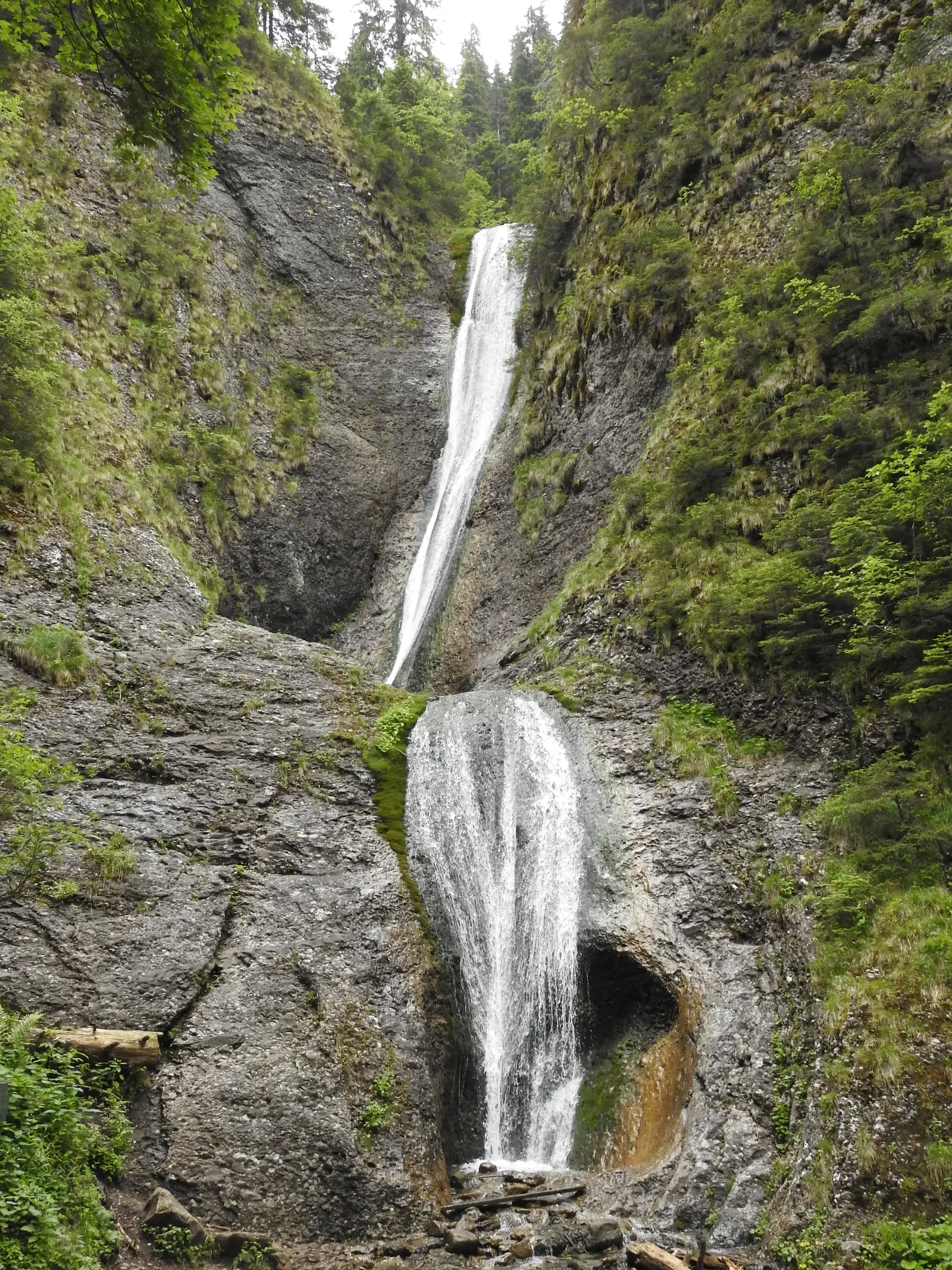 Staţiunea Durău - Cascada Duruitoarea - Cabana Dochia