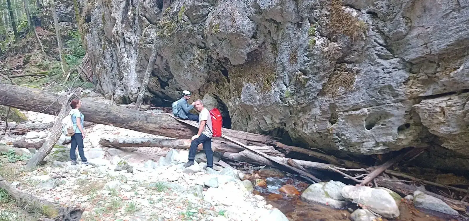 Explorare pe Gropu cu Apa