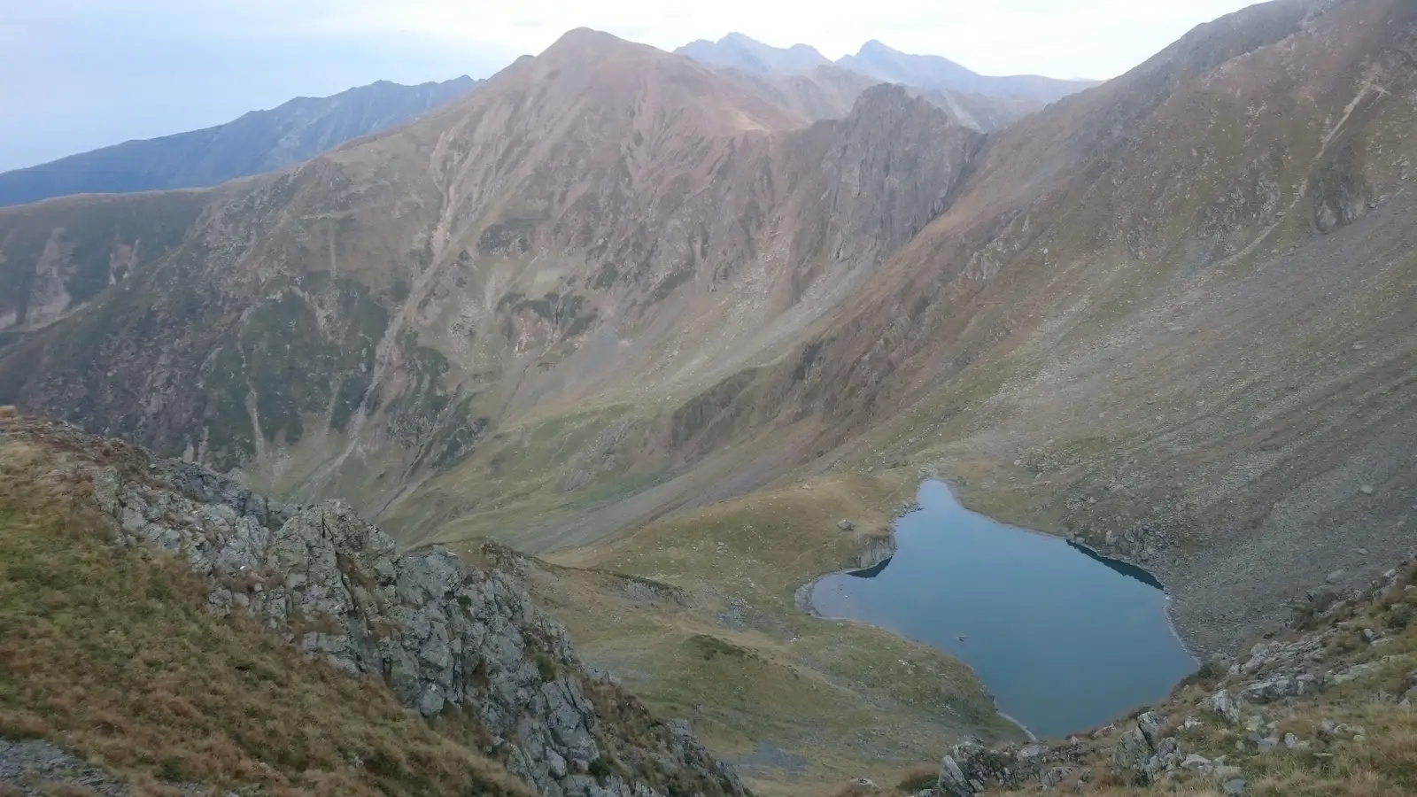 Manastirea Turnu Rosu - Lacul Avrig