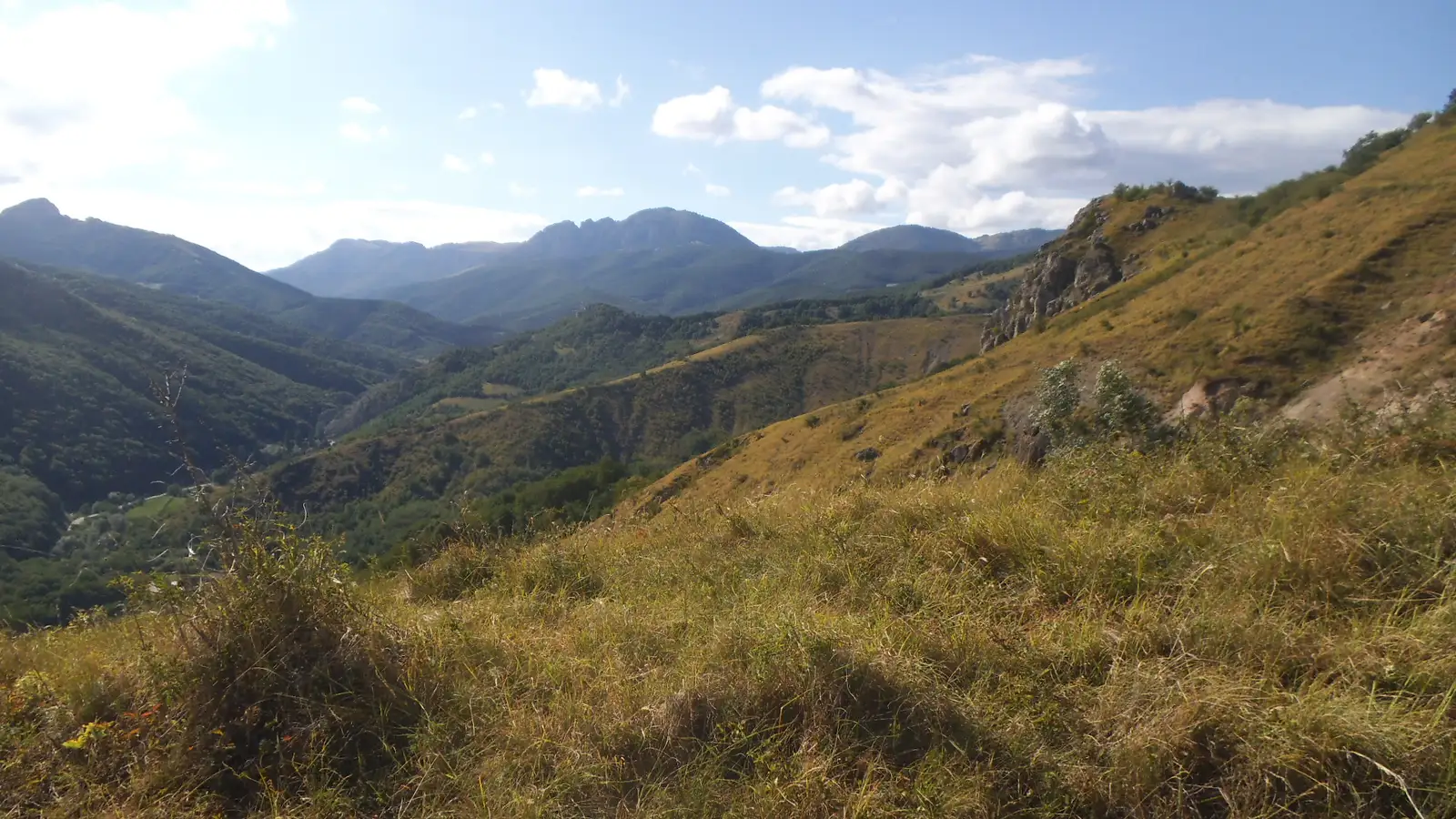 C.A. Roica - Modolesti - Tecsesti - Piatra Corbului - Piatra Galdei - Galda de Sus - C.A. Roica