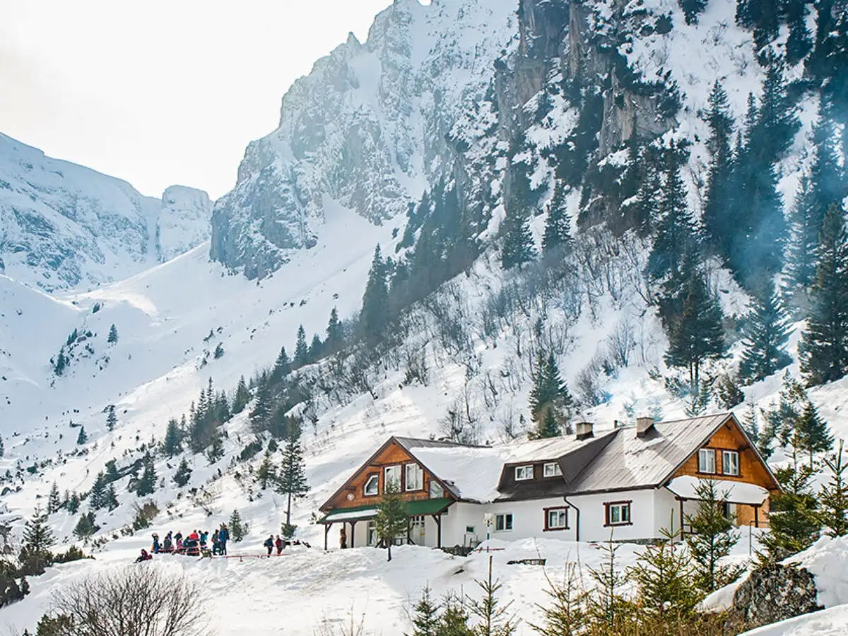 AMiHIKE - cabana Mălăiești (iarna)
