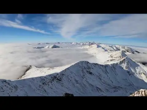 Pasul Rotunda - pe traseu de creasta - Varful Ineu si Ineut