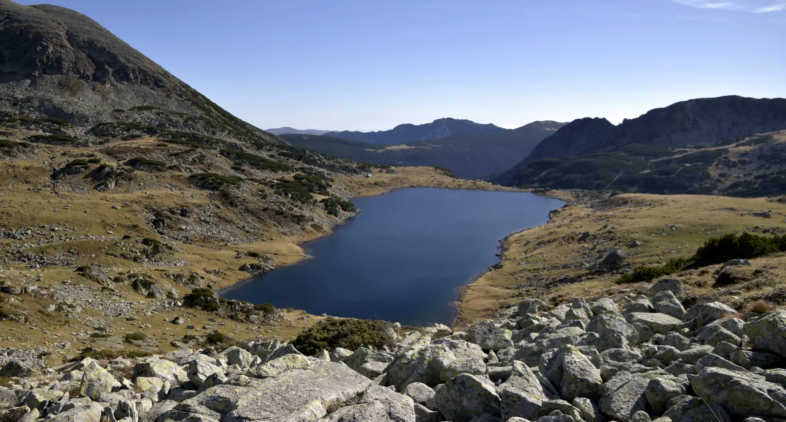 Poiana Pelegii - Lacul Bucura - Vf. Peleaga - Lacul Ghimpele - Poiana Papusii - Poiana Pelegii
