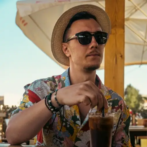 










                                                         Poiana  PoianaAndrei