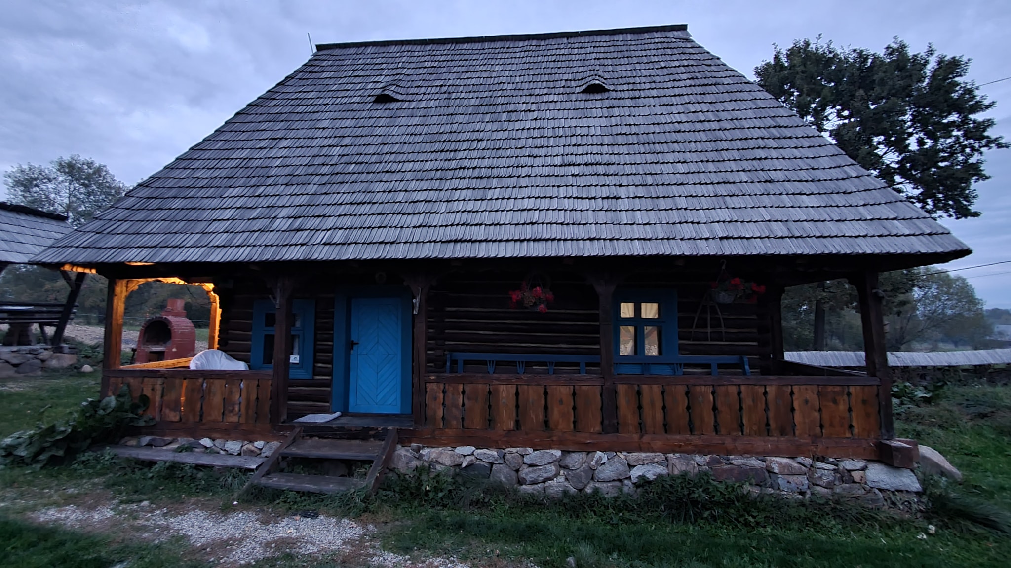  Casa traditionala inclusa in ciruitul turistic - Iulian Radu
