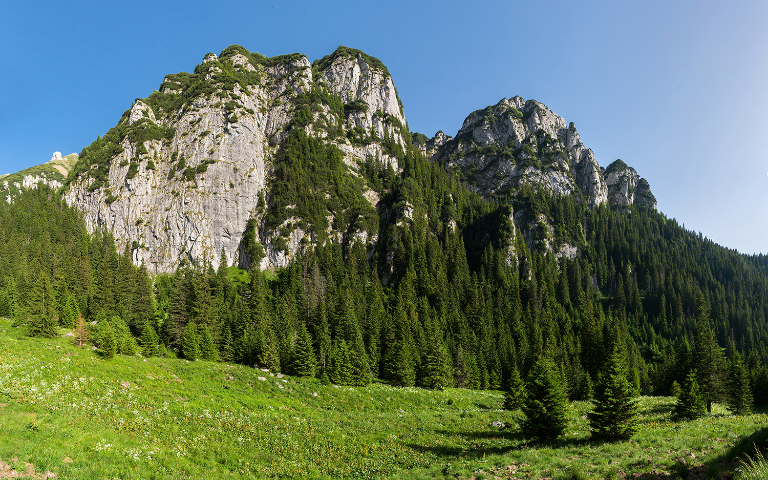  Munții Bucegi