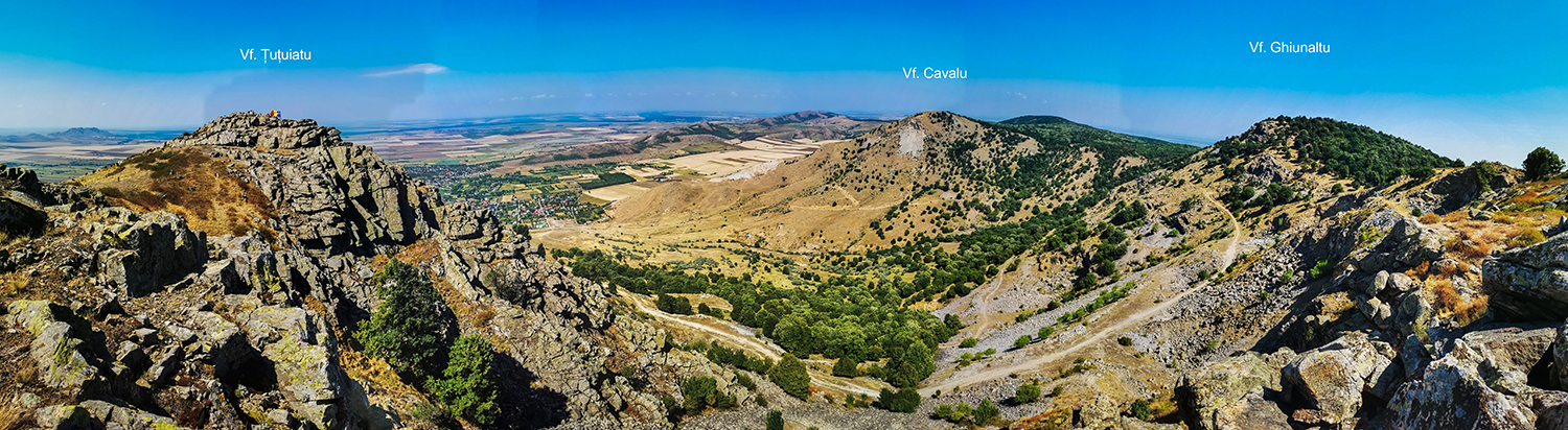 Munții Măcinului