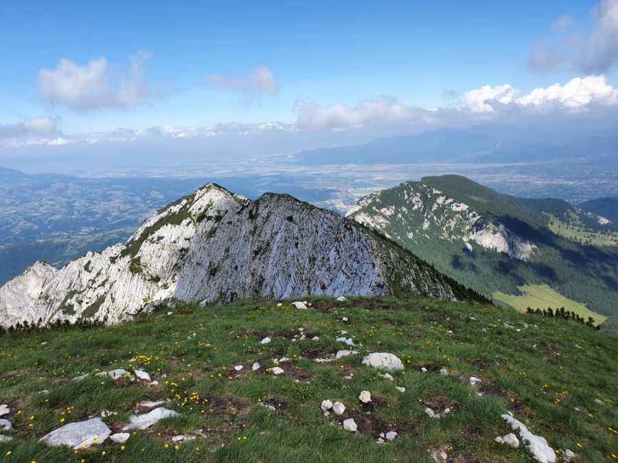 In creasta Pietrei Craiului In creasta Pietrei Craiului