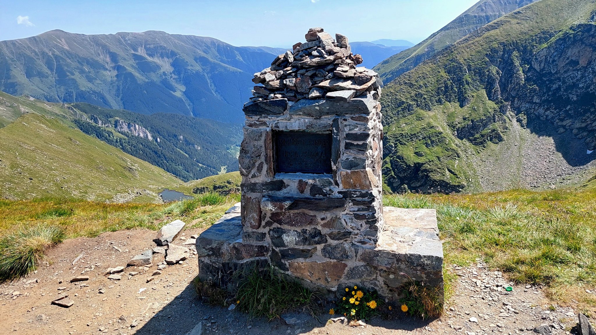  Monumentul Nerlinger - Sima Constantin