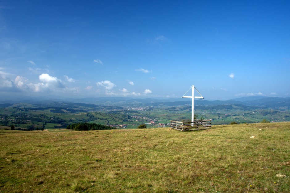  26mn img 03pr panorama spre valea buzaului de la crucea lui bocarnea
