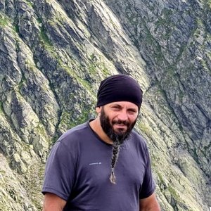 imaginea utilizatorului Helău